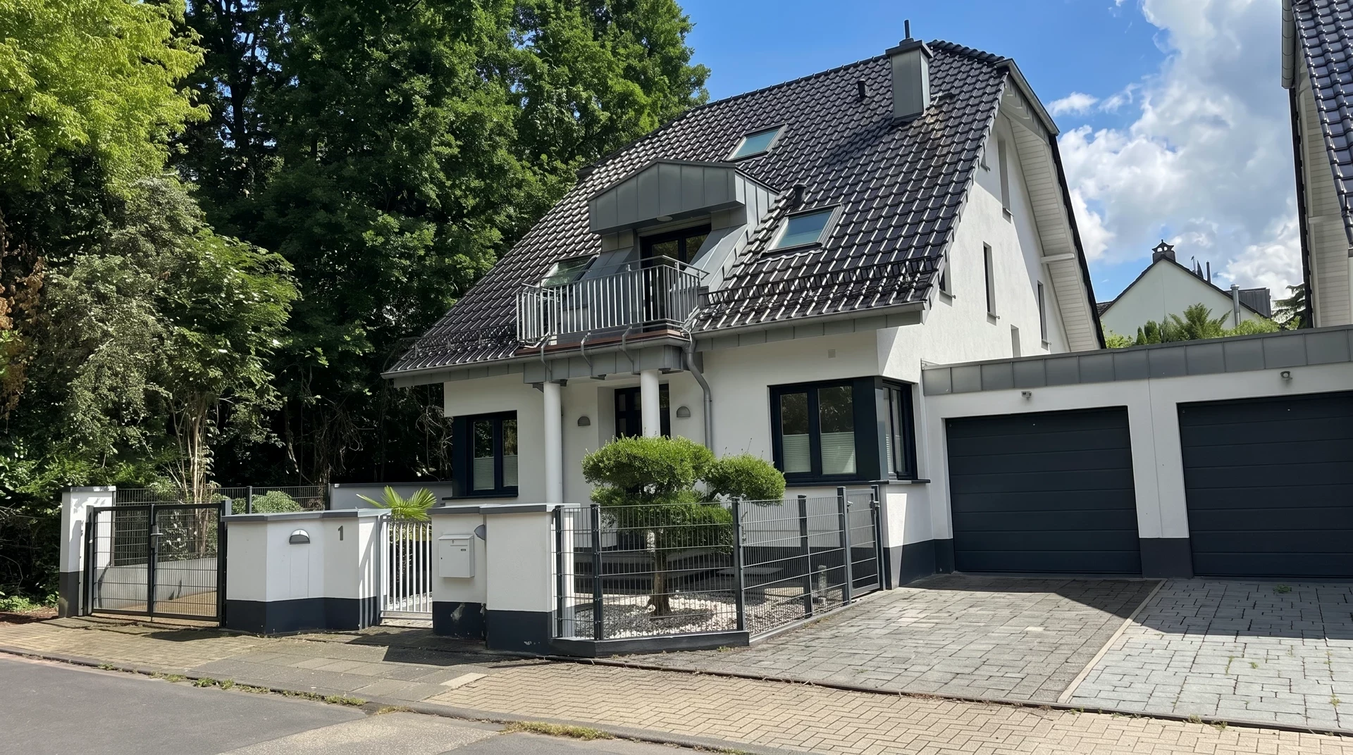 Straßenansicht
